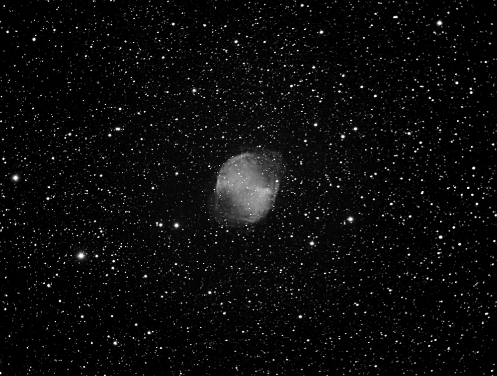 Lumiance image M27  Dumbbell Nebula it is a Planetary Nebula 1,360 light years away in Vulpecula